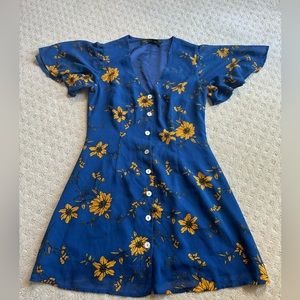House of Harlow 1960 floral dress